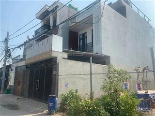 Đất cần bán gấp.sang tên công chứng 1 nốt nhạc.dân cư đông đúc. đường bê tông 7m