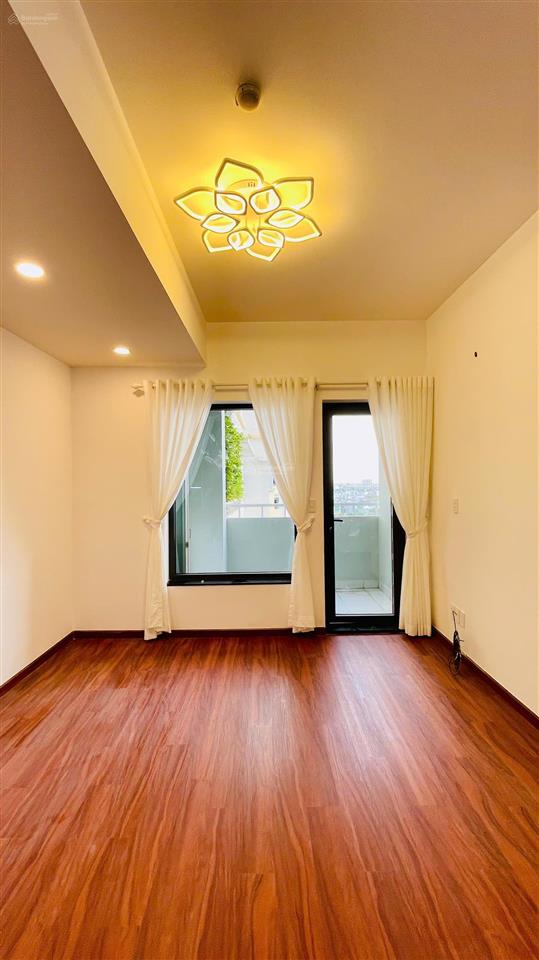 Lê thành b, 83m2, 2pn, 2wc, 2 ban công giá 2 tỷ 300 để xem nhà trực tiếp