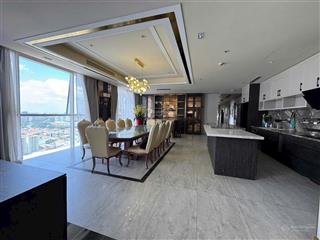 Bán gấp penhouse sân vườn 4pn, 4wc tại sunrise city, 38 tỷ, 450m2 giá cực chất, chuyên penhouse