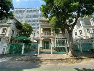 Bán biệt thự đơn lập mỹ văn 1 phú mỹ hưng, 282m2 giá 67 tỷ. giá tốt nhất khu vực. top bt đáng mua