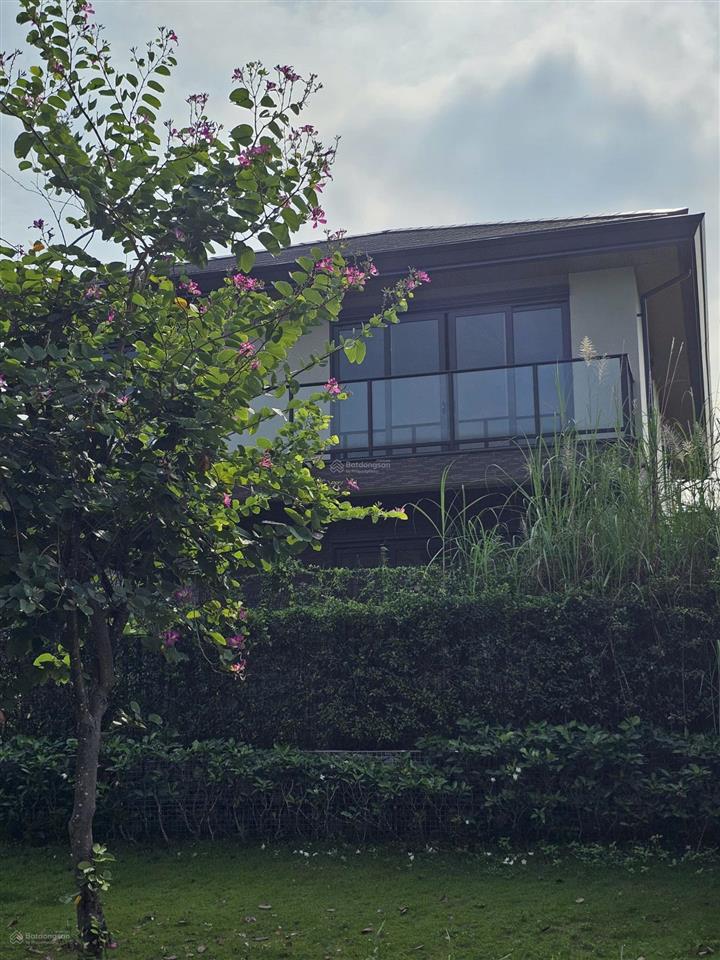 Cần ra gấp biệt thự view kênh đào 315m2  giá full chỉ 11.5tỷ  thuộc kđt waterpoint 355ha nam long