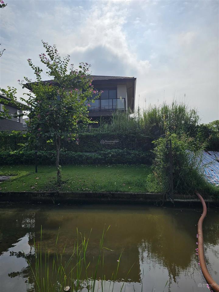 Cần ra gấp biệt thự view kênh đào 315m2  giá full chỉ 11.5tỷ  thuộc kđt waterpoint 355ha nam long