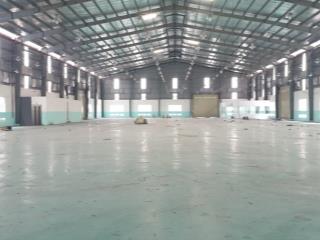 Cho thuê 2 kho xưởng giá rẻ dt 320m 20 tr và 650m 35 triệu/th. công 40f đi được.  0919 228 ***