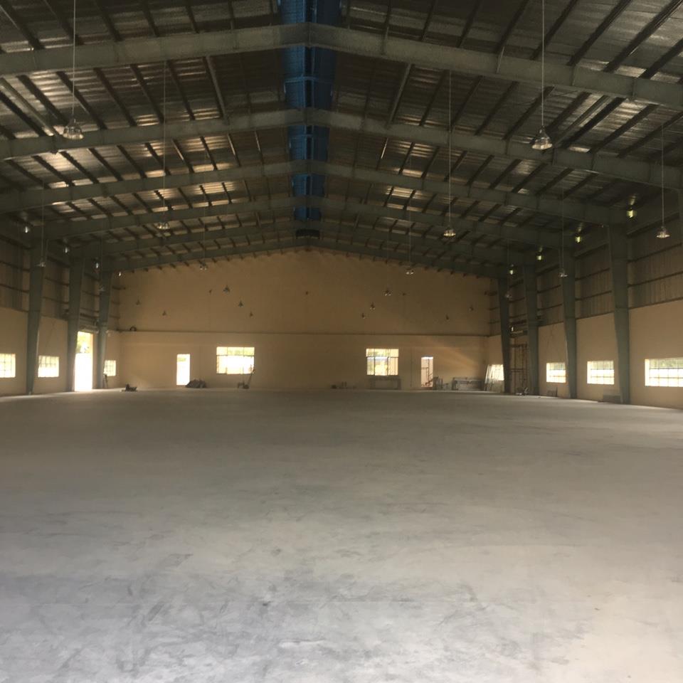 Bán 4 kho xưởng đường hương lộ 2, dt 200m2 12 tỷ dt 1000m2 47 tỷ