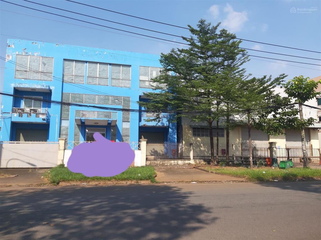 Xưởng kcn tân tạo, xưởng 1, tổng diện tích 4100m2 xưởng 1700m2