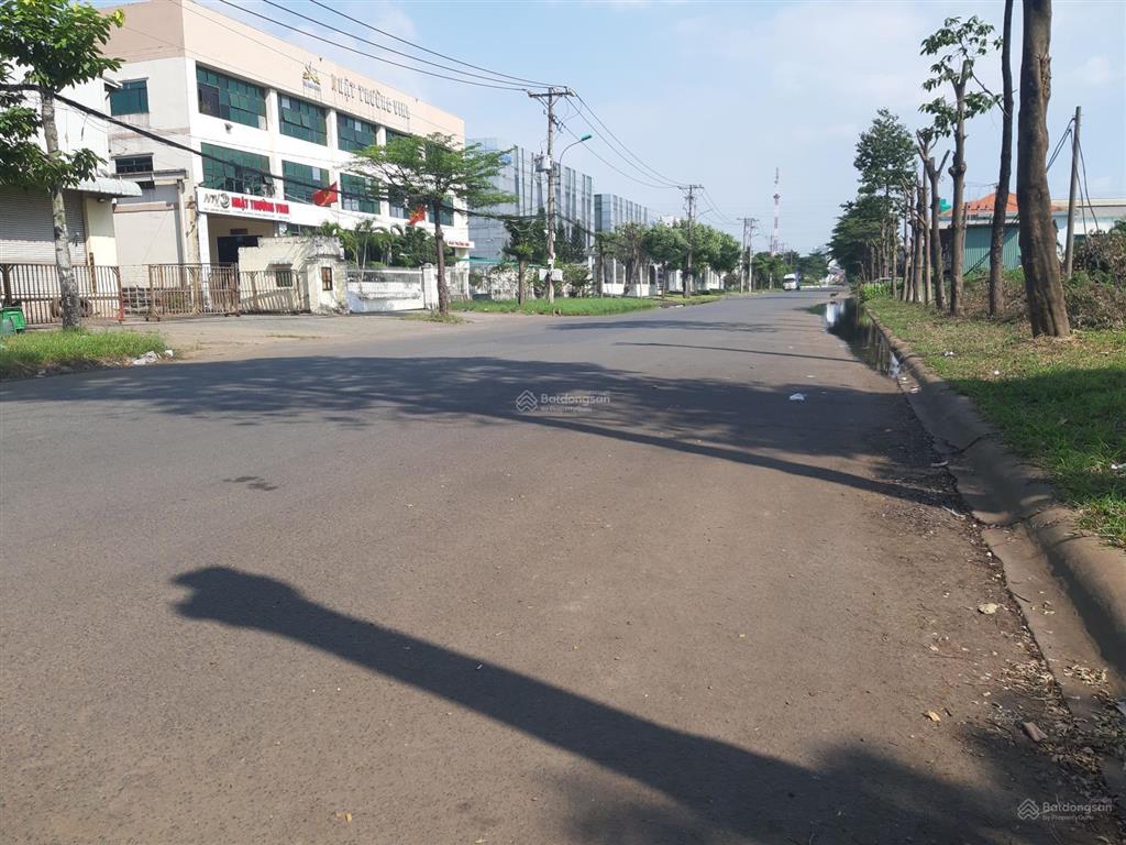 Xưởng kcn tân tạo, xưởng 1, tổng diện tích 4100m2 xưởng 1700m2