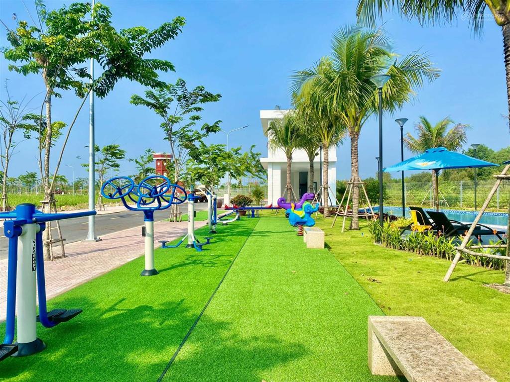 Một suất nội bộ kdc quốc linh 16tr/m2 90m2 sổ hồng riêng công chứng  diamond city đức hòa long an