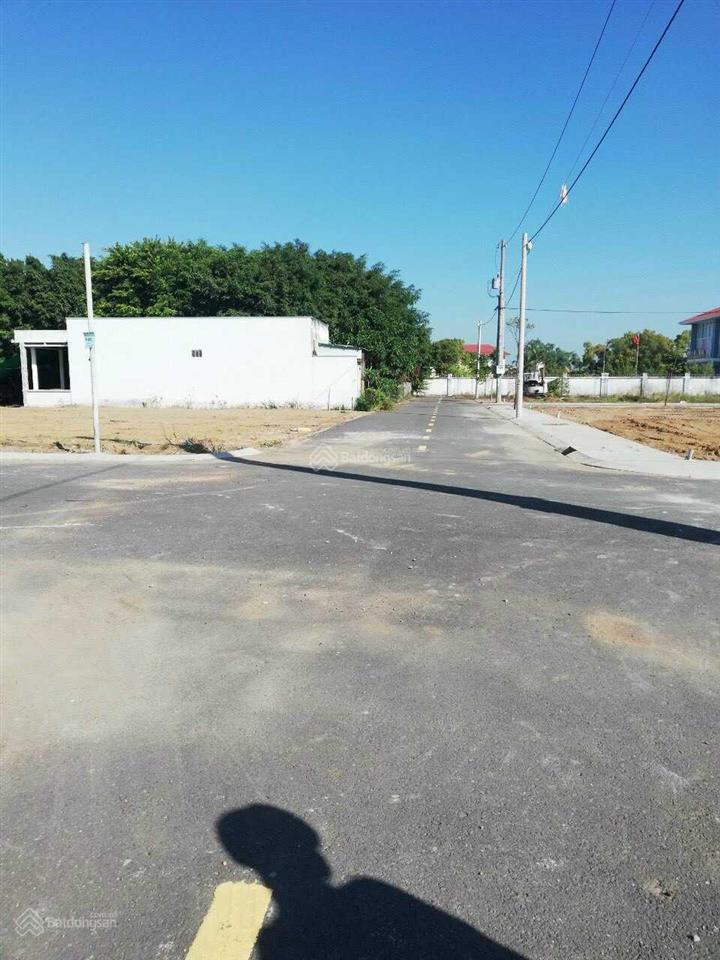 Chính chủ bán gấp kdc an phú sát đồn công an huyện cần đước mt ql50, shr