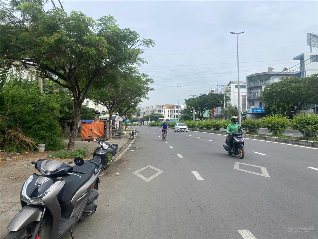Bán lô g đường phạm hùng khu 6b t30 xã bình hưng huyện bình chánh 10x26.6m/lô sổ đỏ giá 122tr/m2