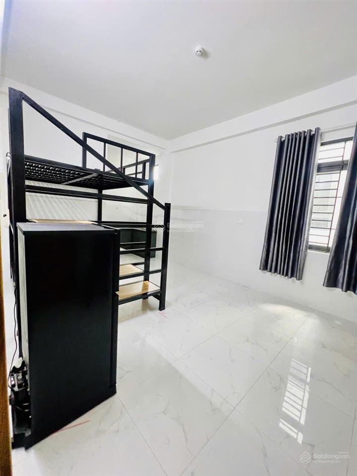 Bán nhà mới đúc 4 tấm, dt 355m2, hẻm 8m đường phan anh giáp quận 6