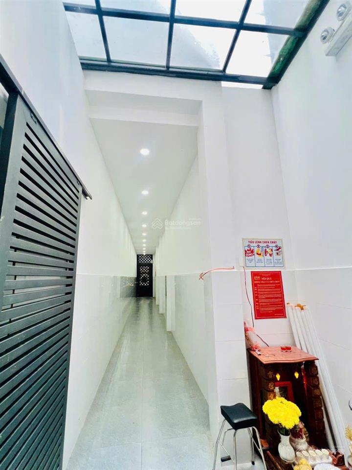 Bán nhà mới đúc 4 tấm, dt 355m2, hẻm 8m đường phan anh giáp quận 6