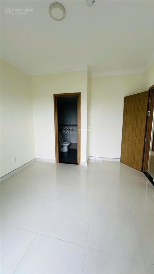 Bán chung cư stown tham lương dương thị giang căn 2 phòng ngủ đã có sổ hồng