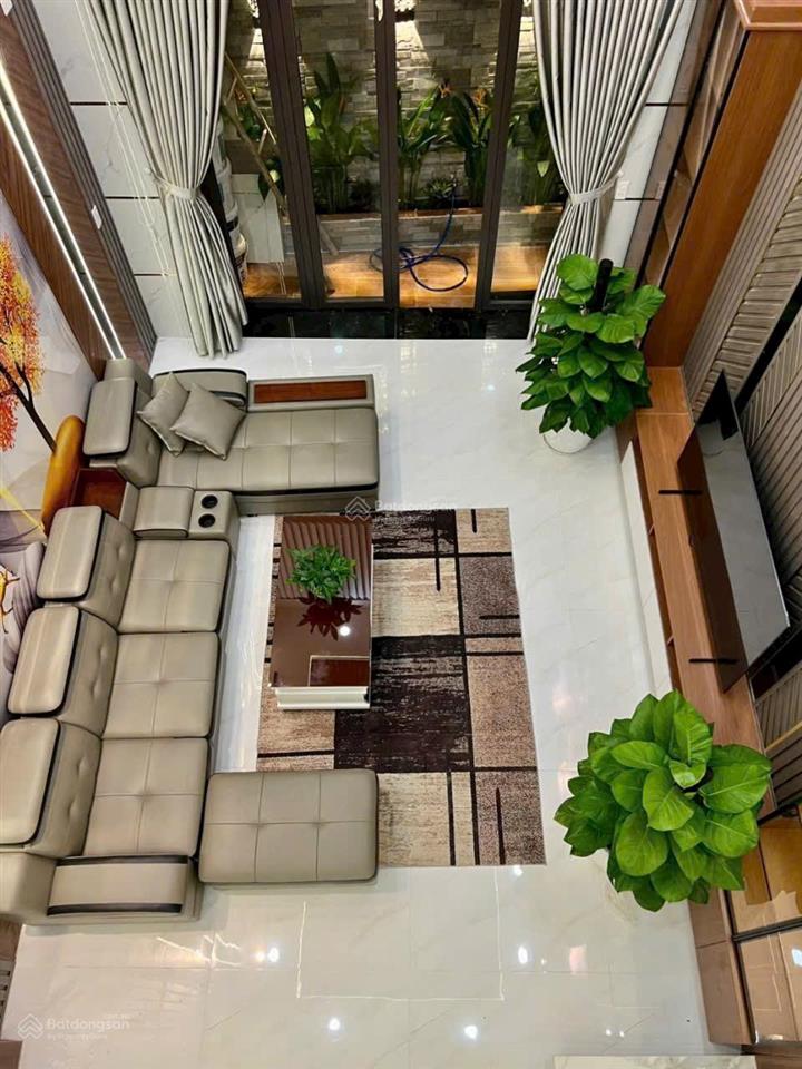 Nhà full nội thất 1 sẹc hương lộ 2, bình tân 4mx17m đúc 1 lửng 3 lầu, có ô chờ thang máy