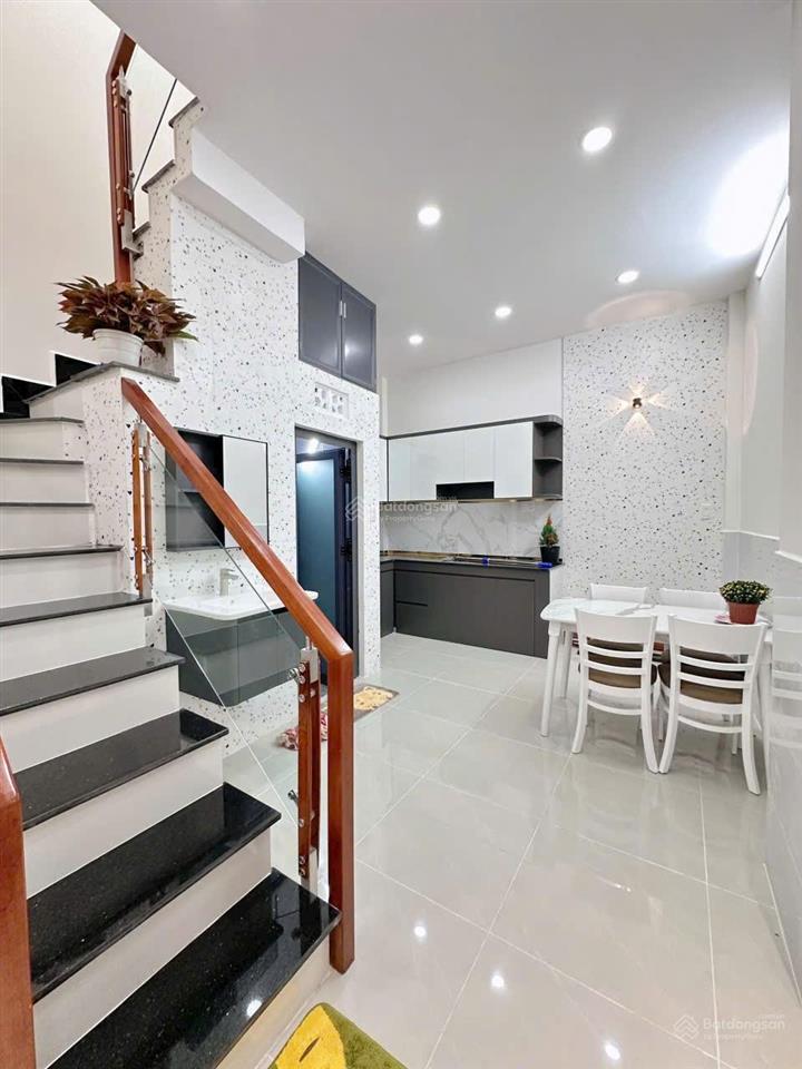 Bán nhà chính chủ đường gò xoài, bình tân 4mx8m đúc 1 trệt 1 lầu, 2pn 2wc