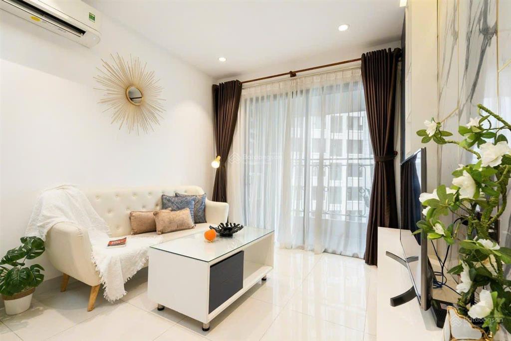 Căn hộ 2pn phạm văn đồng view hồ bơi full nội thất, sổ có sẵn bao phí 1,96 tỷ cho thuê 14tr/tháng