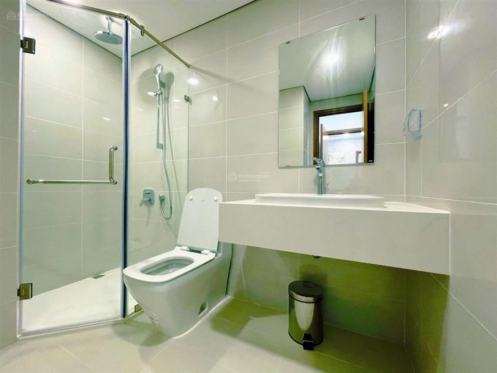 Căn hộ 2pn phạm văn đồng view hồ bơi full nội thất, sổ có sẵn bao phí 1,96 tỷ cho thuê 14tr/tháng