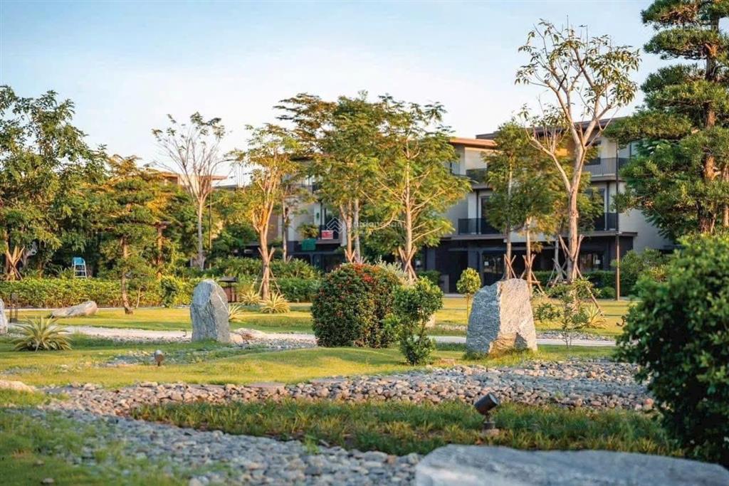 Nhà phố 2 mặt tiền izumi canaria đối diện clubhouse ,liền kề trường quốc tế  giá chỉ từ 7,5 tỷ