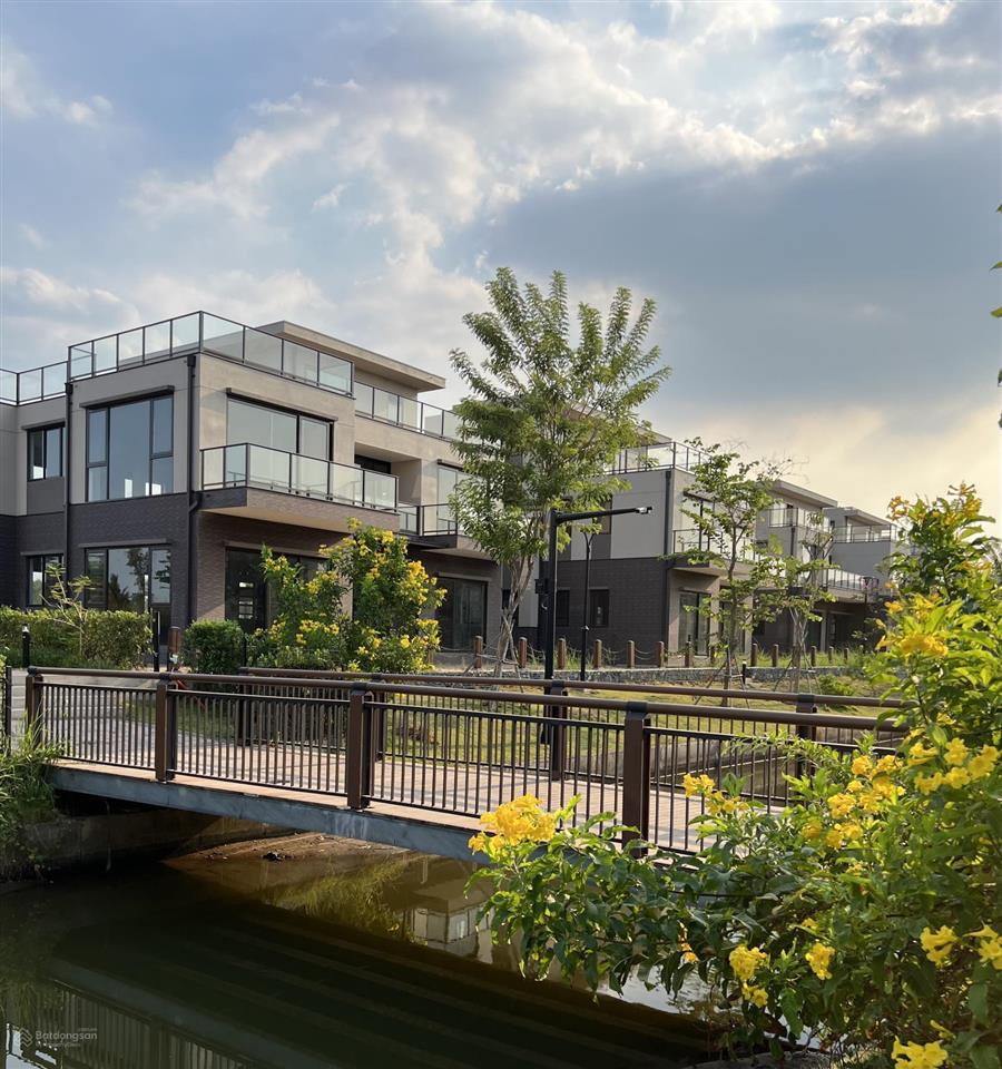 Biệt thự the aqua đơn giá chỉ 28.7triệu/m2 bao gồm cả nhà  chiết khấu lên tới 30%  giá gốc cđt