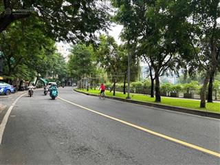 Cực gấp bán  q.3 lý chính thắng  ngay hoàng sa 33m2 (3.3x10)  5 tầng btct 8pm,6wc nhỉnh 7 tỷ