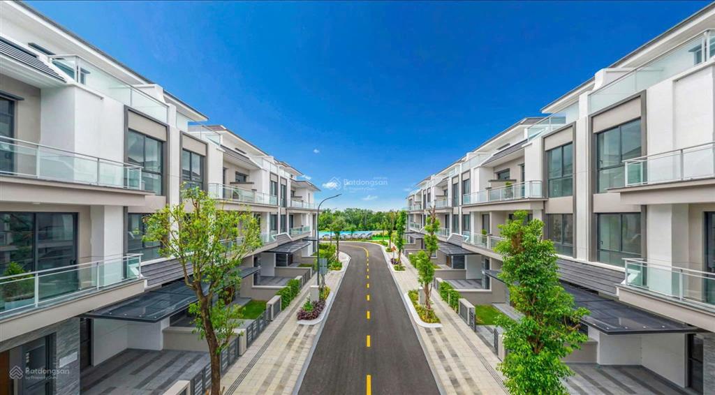 Nhà phố liền kề ven sông ngay trung tâm quận 2 thanh toán chỉ từ 5 tỷ nhận nhà miễn 2 năm pql