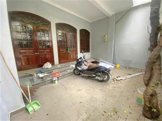 Nhà hẻm đường hoa  phan xích long 7 x 25m trệt 3 lầu 7 phòng lớn, có sân để xe