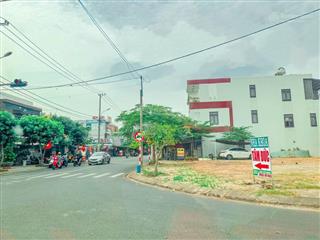 Lô góc văn tiến dũng 10m5 và nguyễn xuân lâm 15m5 dt 240m2 vị trí siêu đẹp