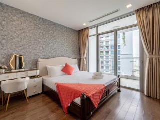 Cho thuê 4pn vinhomes central park giá chỉ 80tr giá tốt nhất.  0962 797 *** mr vương