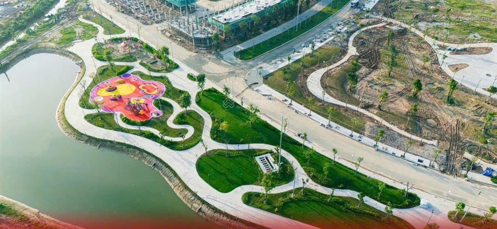 "căn hiếm"liền kề xẻ khe đông nam hừng đông, giá 170tr/m2 chủ cần thu hồi vốn nhanh