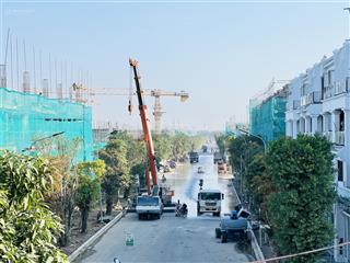 Duy nhất 1 căn góc đông nam gần vincom bán gấp trong tuần! bao giá thị trường  0902 205 ***