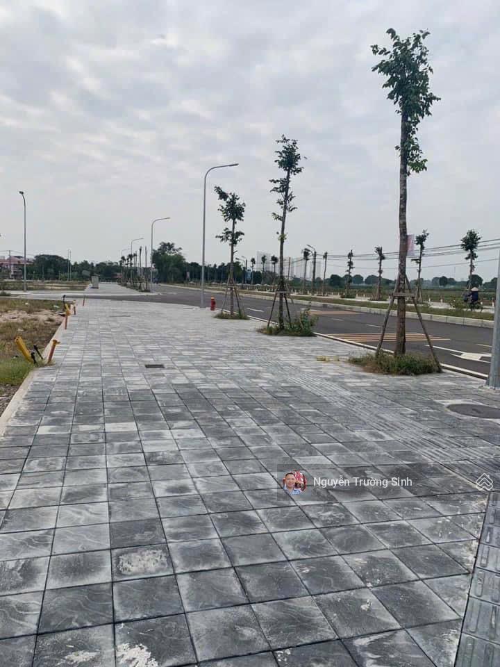 Hàng siêu vip . bán mảnh đất hoa hậu cực hiếm 3 mặt tiền tái định cư bộ công 165m2 chỉ 29,6tỷ