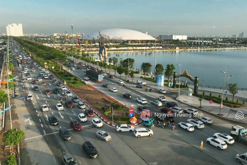 Bán gấp 64m2 lại đà cách 2 nhà ra hồ ô tô tránh. vỉa hè giá chỉ 6.15 tỷ