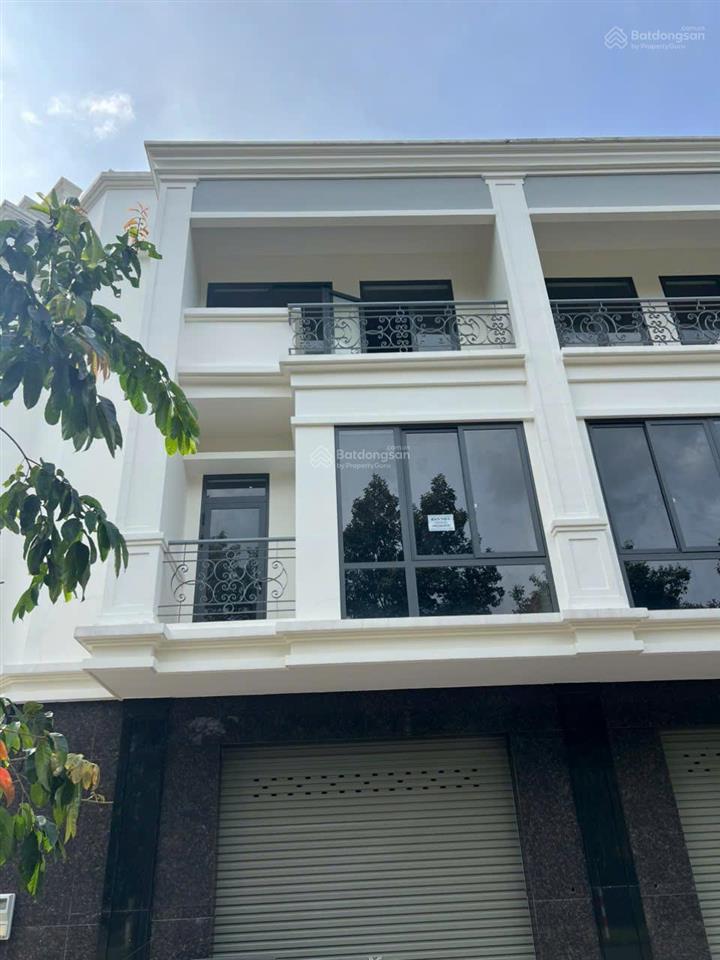 Bán nhà liền kề tại chợ đầu mối dầu giây, thống nhất, đồng nai