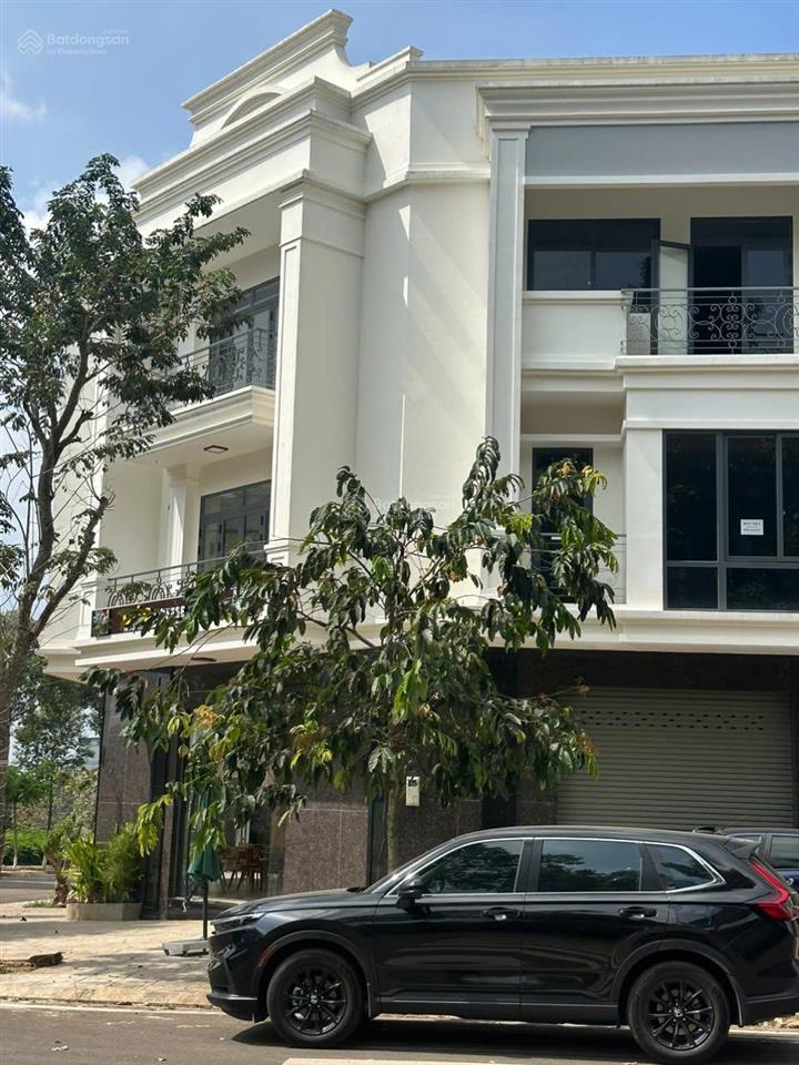 Bán nhà liền kề tại chợ đầu mối dầu giây, thống nhất, đồng nai