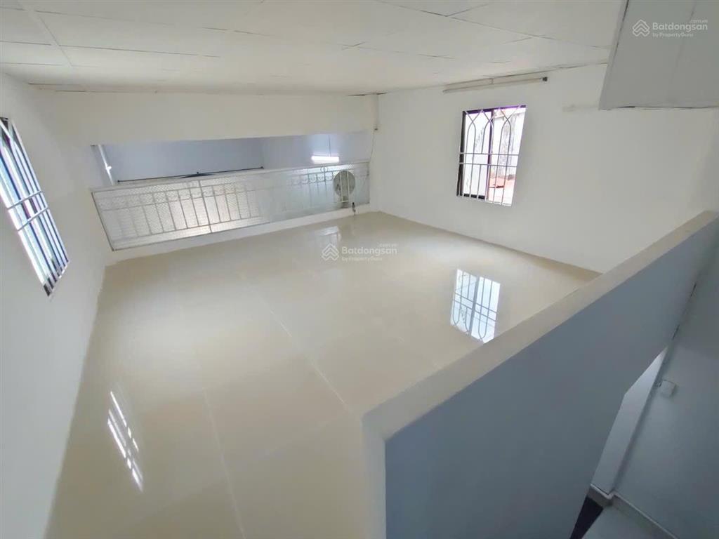 Ngộp bank bán gấp nhà đường 15, long thạnh mỹ, gần vinhomes q9 thủ đức  2 tầng 110m2  giá 4,65 tỷ