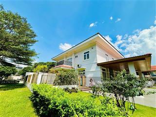 Cho thuê gấp biệt thự vip 5pn 5wc tại the oasis 1 cạnh công viên  nhà đẹp thoáng mát như hình