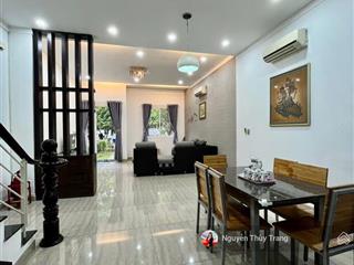 Biệt thự oasis 2 thuận an. hướng bắc 5x30 đất dt sử dụng 244m2. 4pn 3wc. sẵn hđ thuê 15tr