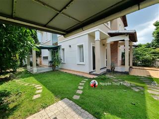 Giảm sâu chỉ còn 23tr cho thuê gấp biệt thự liền kề the oasis 1 thuận an 4pn. 300m2 đối diện hồ bơi