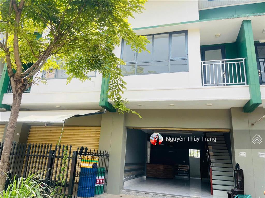 Chỉ 1.75 tỷ nhà đẹp như mơ. cạnh trường đại học việt đức. 5x15m nhà y hình, oasis city bến cát