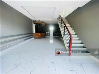 Chỉ từ 1.9 tỷ nhà đẹp như mơ. cạnh trường đại học việt đức. 5x15m nhà ik hình, oasis city bến cát