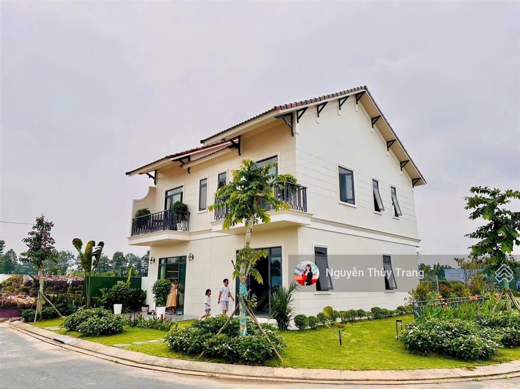 Bán biệt thự ven sông đầu tiên tại bình dương giá f0, đối diện trường đại học việt đức