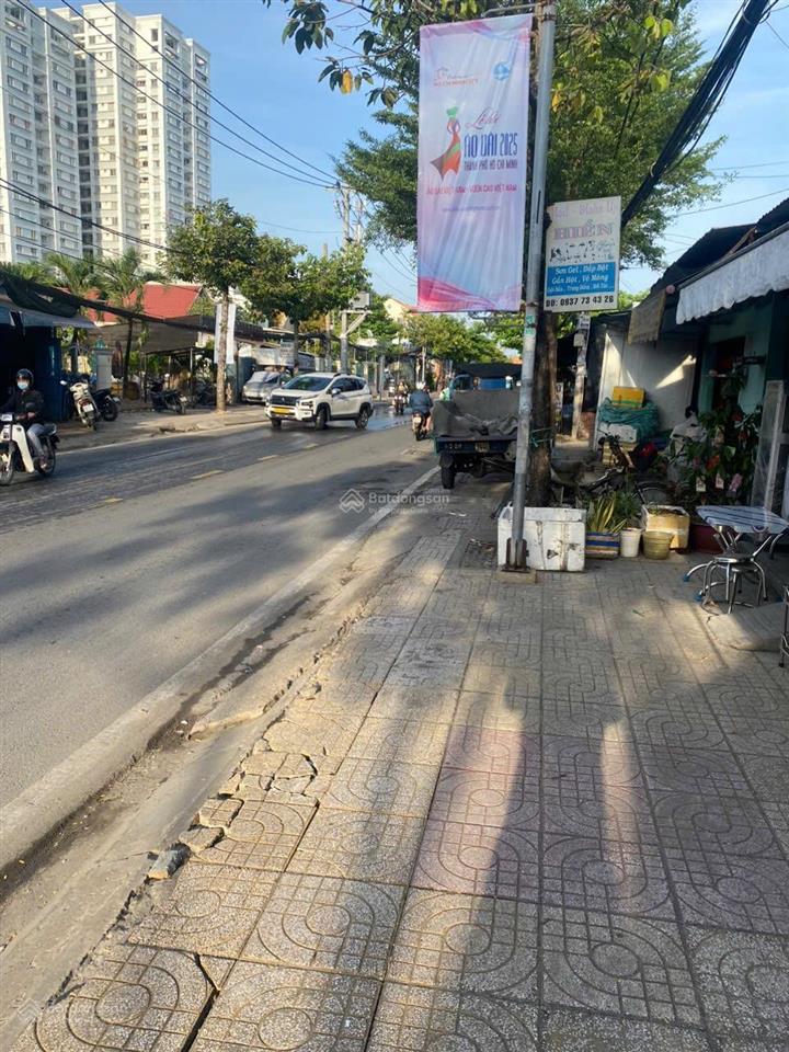 Chính chủ bán nhà mt số 35 nguyễn bình phú xuân nhà bè 6,8x15m 100m2 nhà cấp 4 chỉ 7 tỷ tl