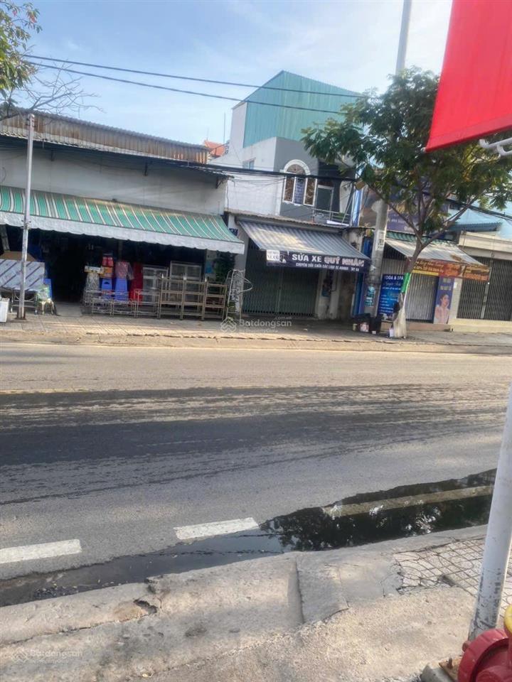 Chính chủ bán nhà mt số 35 nguyễn bình phú xuân nhà bè 6,8x15m 100m2 nhà cấp 4 chỉ 7 tỷ tl