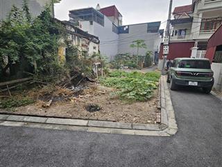 Lô góc 3 mặt tiền đường ô tô con vào tận đất. 55,7m2 đào xuyên đa tốn