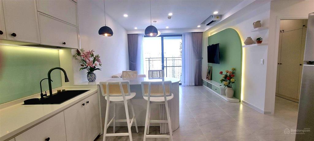 Bán căn hộ 2pn, 2wc, 71m2 view sông tại saigon south residences, xem nhà  0906 349 *** linh.