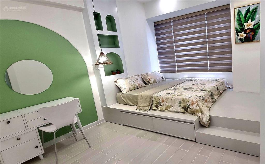 Bán căn hộ 2pn, 2wc, 71m2 view sông tại saigon south residences, xem nhà  0906 349 *** linh.