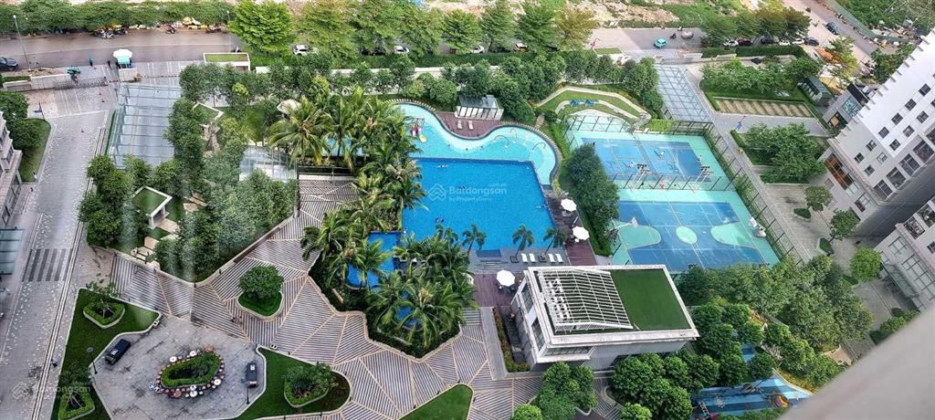 Bán căn hộ 2pn, 2wc, 71m2 view sông tại saigon south residences, xem nhà  0906 349 *** linh.