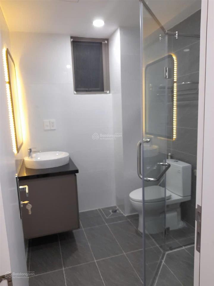 Bán cc saigon south residences, 5,85 tỷ vnd, 75m2, 2pn, 2wc, đẹp, nhiều tiện ích.