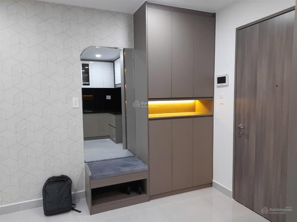 Bán cc saigon south residences, 5,85 tỷ vnd, 75m2, 2pn, 2wc, đẹp, nhiều tiện ích.