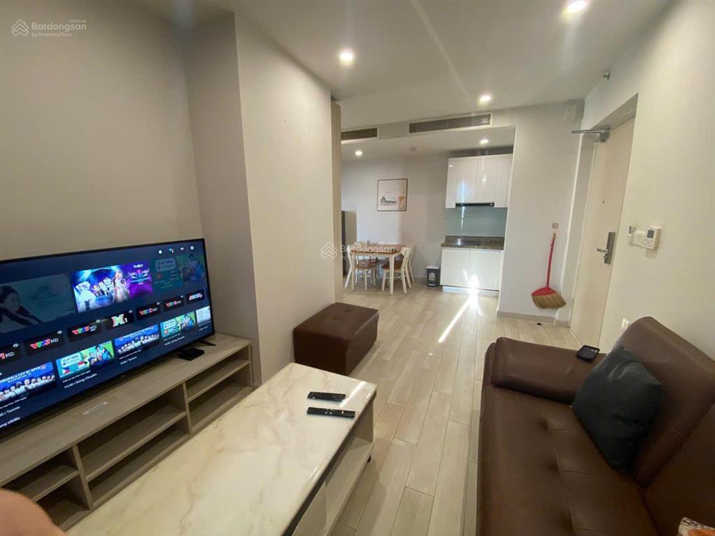 Cần bán căn 2 phòng ngủ, tòa bắc. dự án goldcoast. giá 6 tỷ 5.  0936 266 *** (diễm)