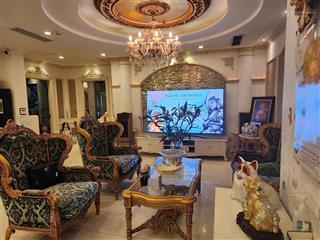 Siêu phẩm căn góc 215m2 91 nguyễn chí thanh  sổ đỏ sẵn sang tên